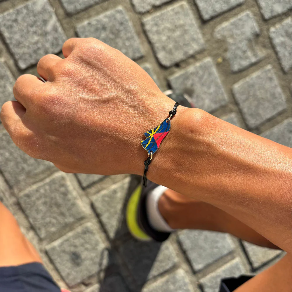 Bracelet Running bleu et rouge – Image 2